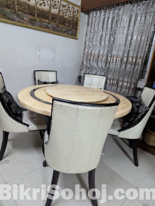 মার্বেলের ডাইনিং টেবিল এবং ৬ টি চেয়ার